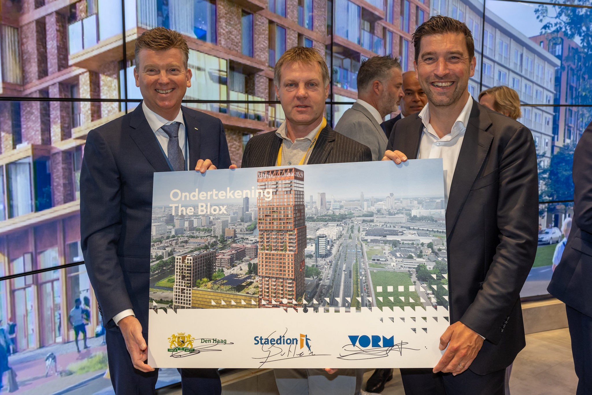 The Blox Ondertekening Den Haag PROVADA Staedion Hans Meurs Gijsbert van Herk Robert van Asten