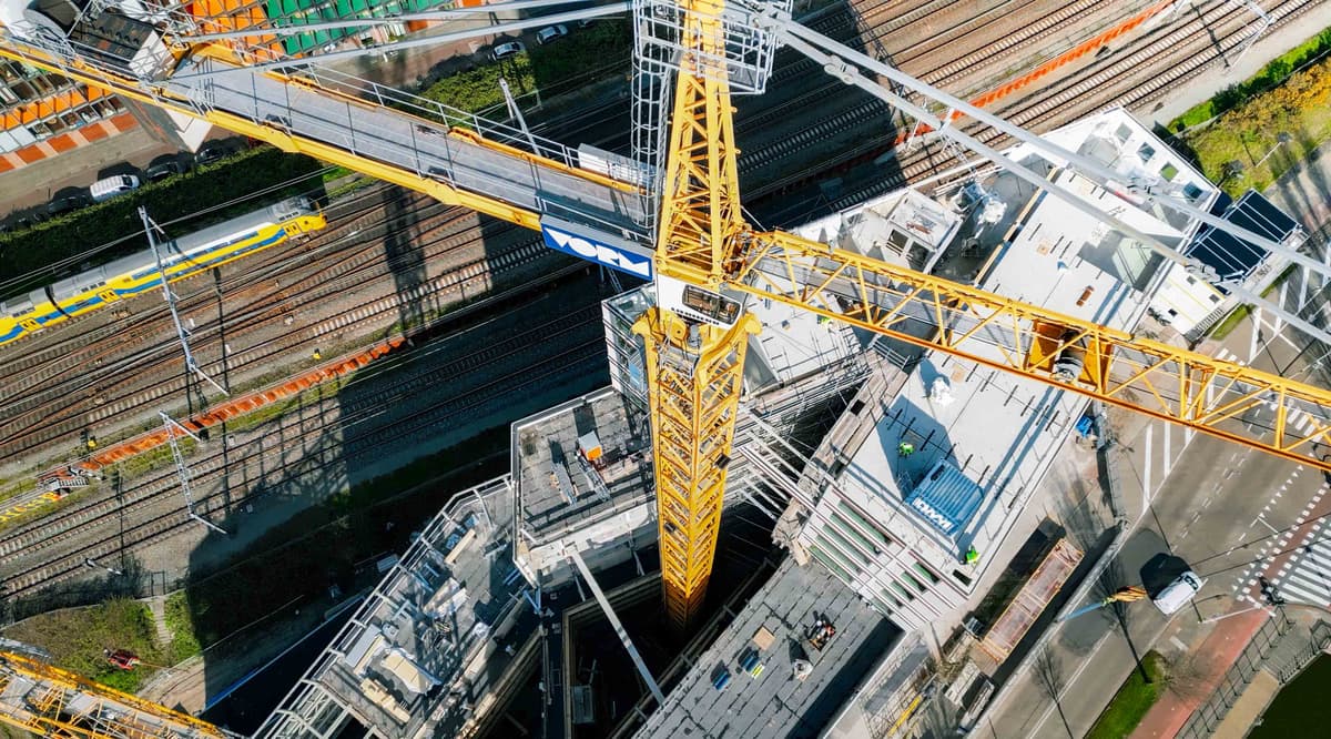 Fibonacci 7 AI Amsterdam VORM 2050